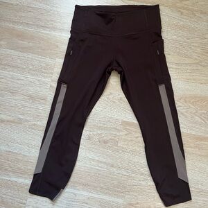Maroon high waisted capri leggings